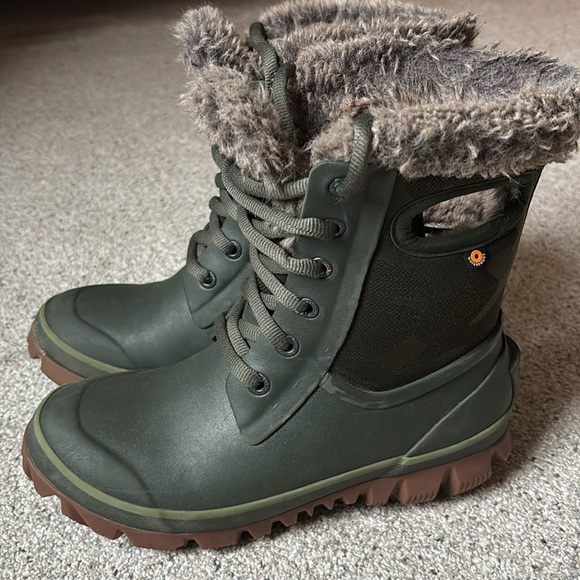 Arcata Women's Bogs Size Bogs Arcata Tonal Camo Winter Boots Women’s Size